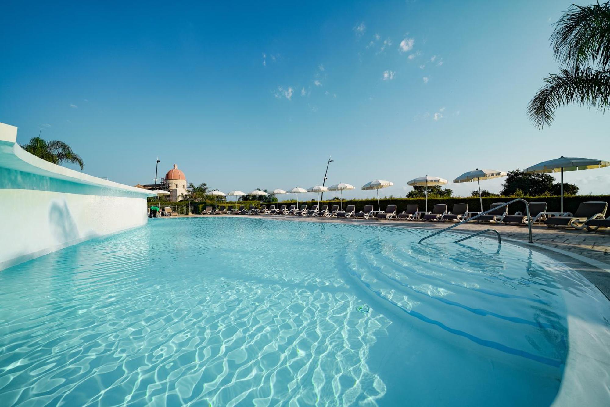 Sentido Michelizia Tropea Resort 外观 照片